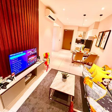 Legoland - Happywonder Suite For Family ,Cozy, Wifi With Nice Garden Pool View! Nusajaya  Exterior photo